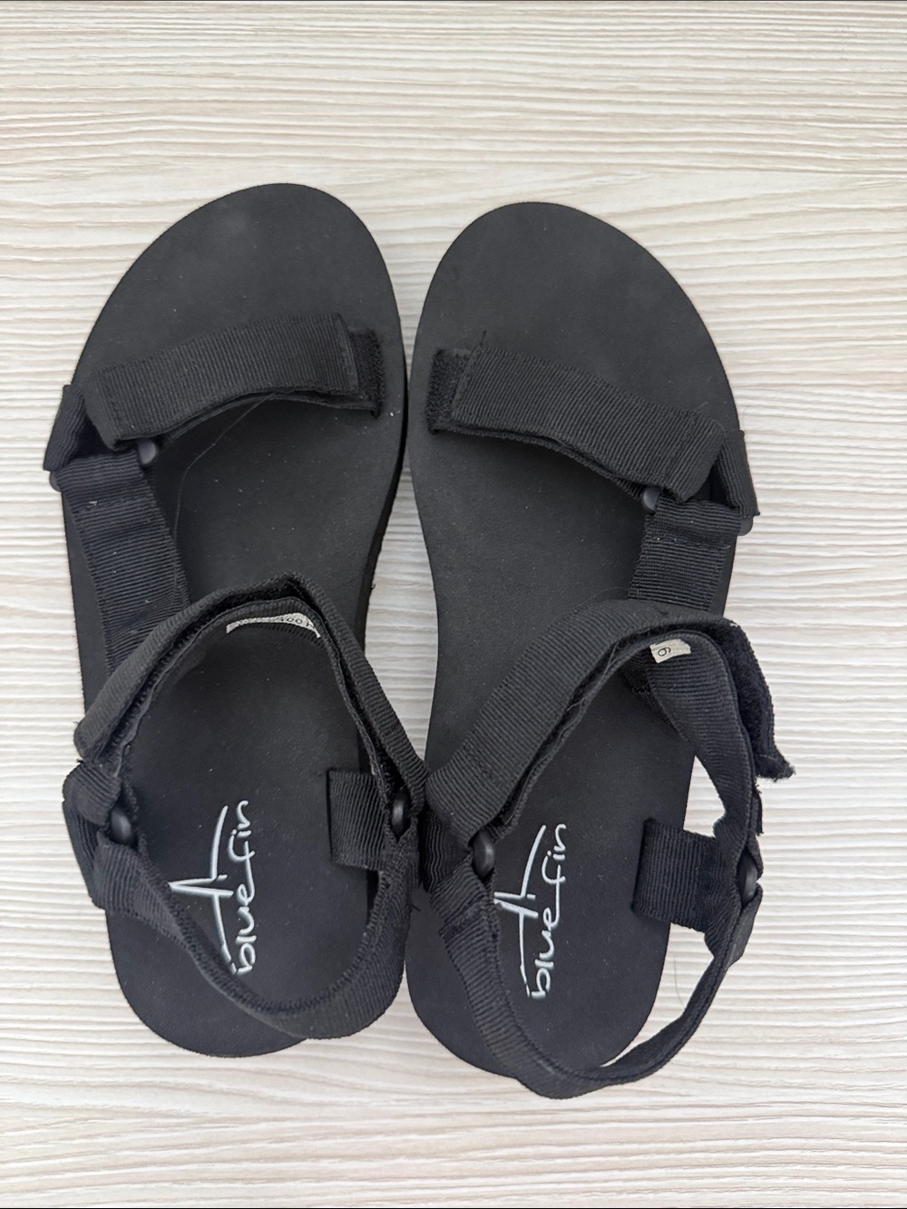 Bluefin Black Women's Adjustable Strap Sandals - Brand:
